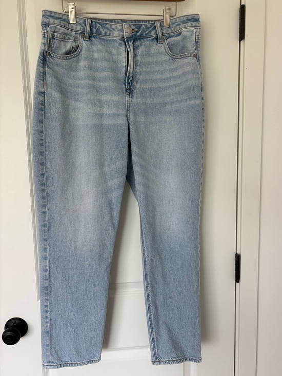 American Eagle Outfitters Denim - American Eagle Mom jeans - Size 14